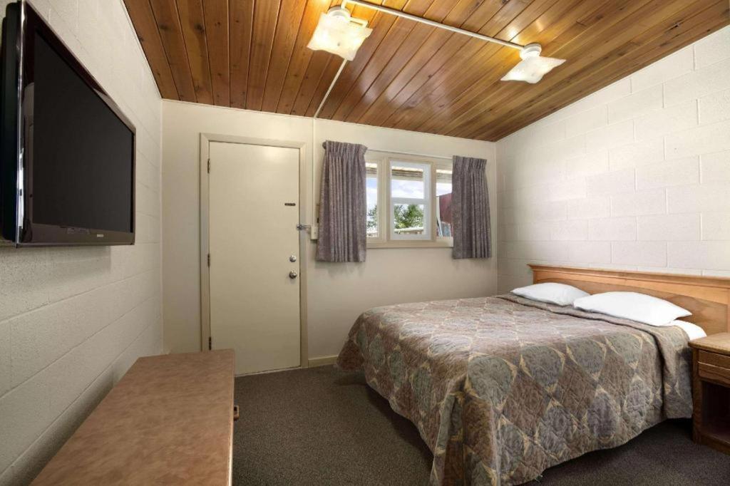 Thriftlodge Moose Jaw Exteriör bild